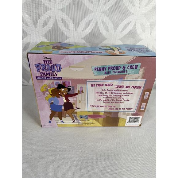The Proud Family Louder and Prouder Penny Proud & Crew Mini Figurines Pack - Picture 4 of 5